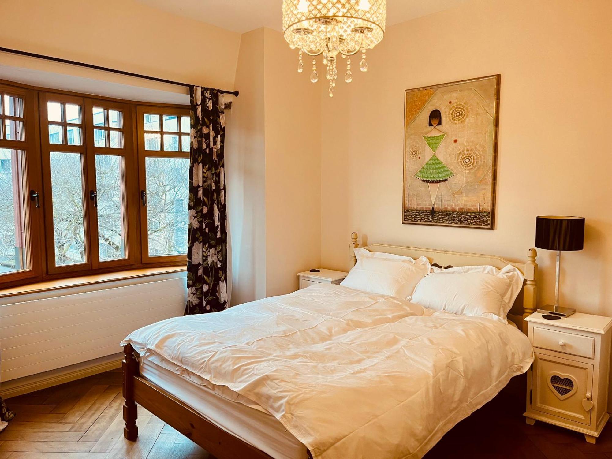 Georgian Guest Rooms Basel Eksteriør billede